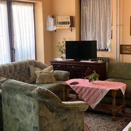 Panorama Apartment *